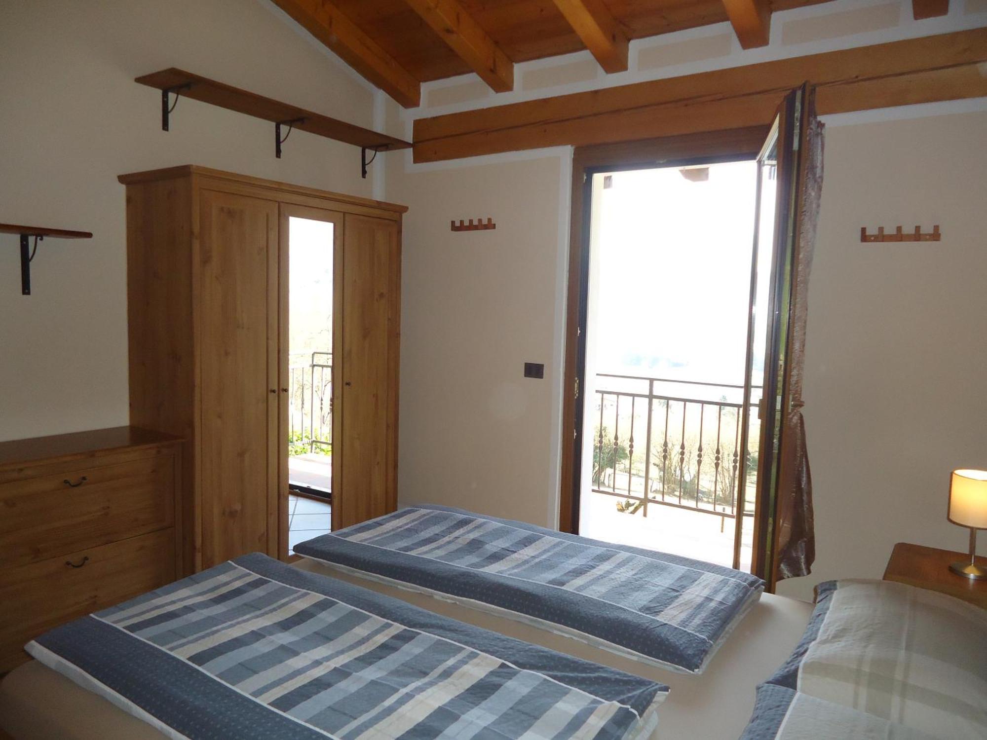 Casa Carla, bis 4 Personen, Garten, Balkon mit Blick auf den See und die Berge Crone Exterior foto